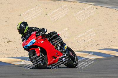 media/Mar-28-2022-Superbike Trackdays (Mon) [[b8603d0f67]]/Open Track Time/Turns 9 and 10/